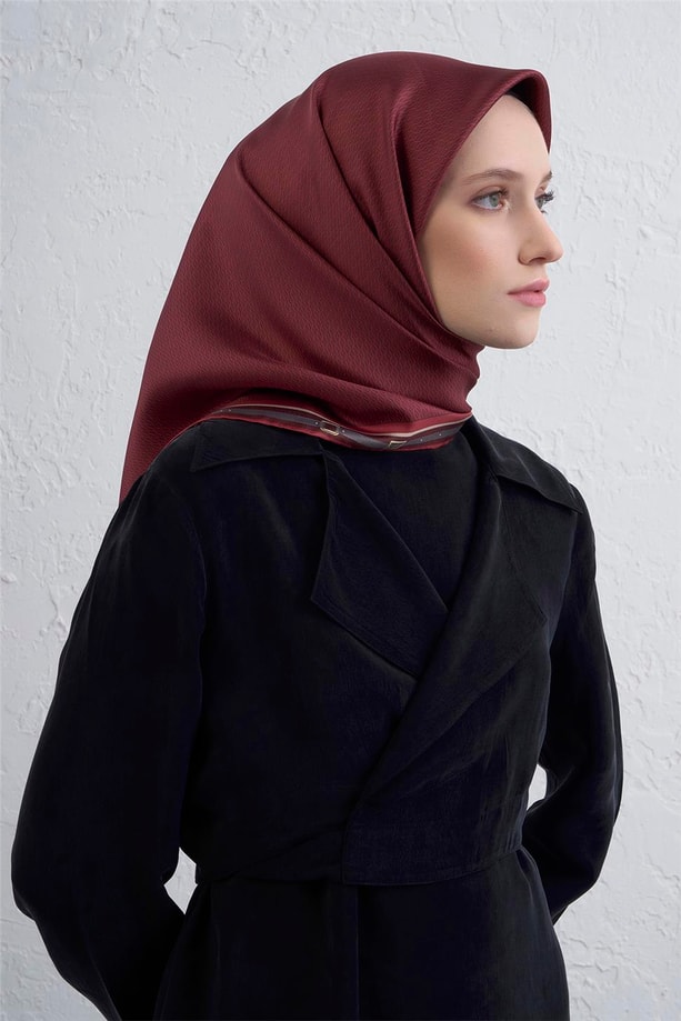 Armine Monogram Desenli Saf İpek Twill Eşarp 9401D 39