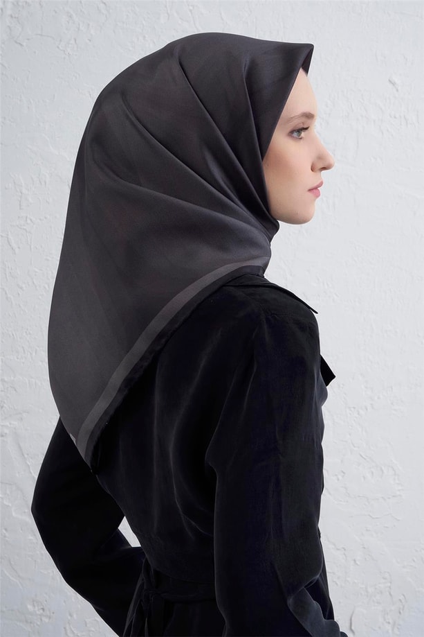 Armine Geometrik Desenli Saf İpek Twill Eşarp 9402D 54