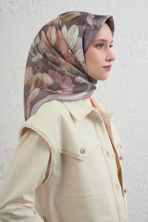 Armine Çiçek Desenli Saf İpek Twill Eşarp 9403D 11