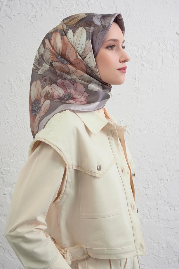 Armine Çiçek Desenli Saf İpek Twill Eşarp 9403D 11