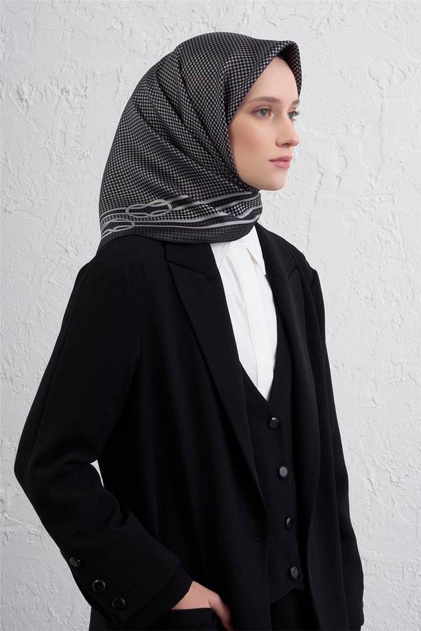 Armine Klasik Desenli Saf İpek Twill Eşarp 9404D 01