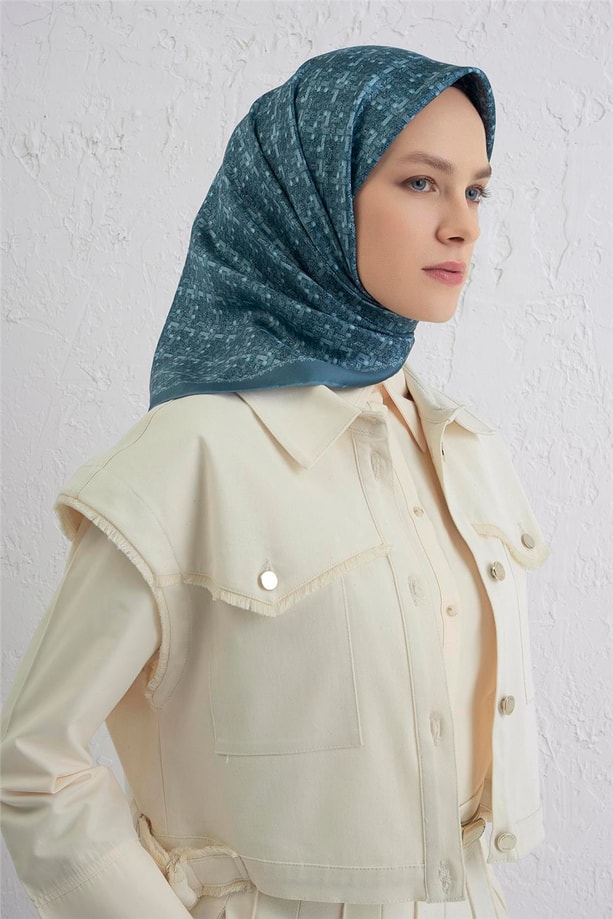 Armine Soyut Desenli Saf İpek Twill Eşarp 9405D 03