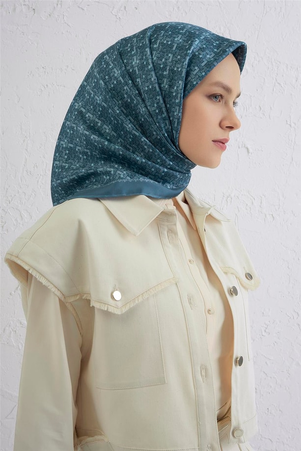 Armine Soyut Desenli Saf İpek Twill Eşarp 9405D 03