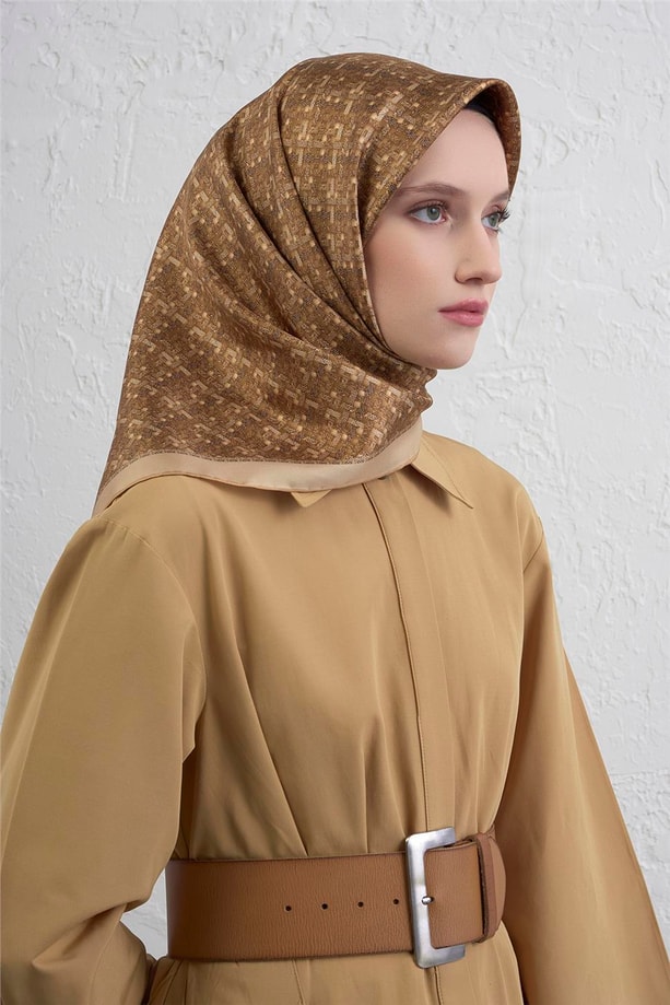 Armine Soyut Desenli Saf İpek Twill Eşarp 9405D 06