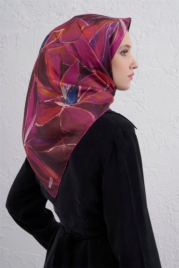 Armine Çiçek Desenli Saf İpek Twill Eşarp 9406D 51