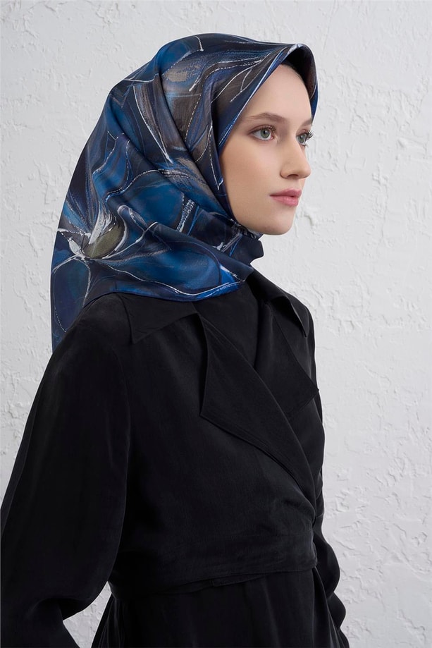 Armine Çiçek Desenli Saf İpek Twill Eşarp 9406D 83