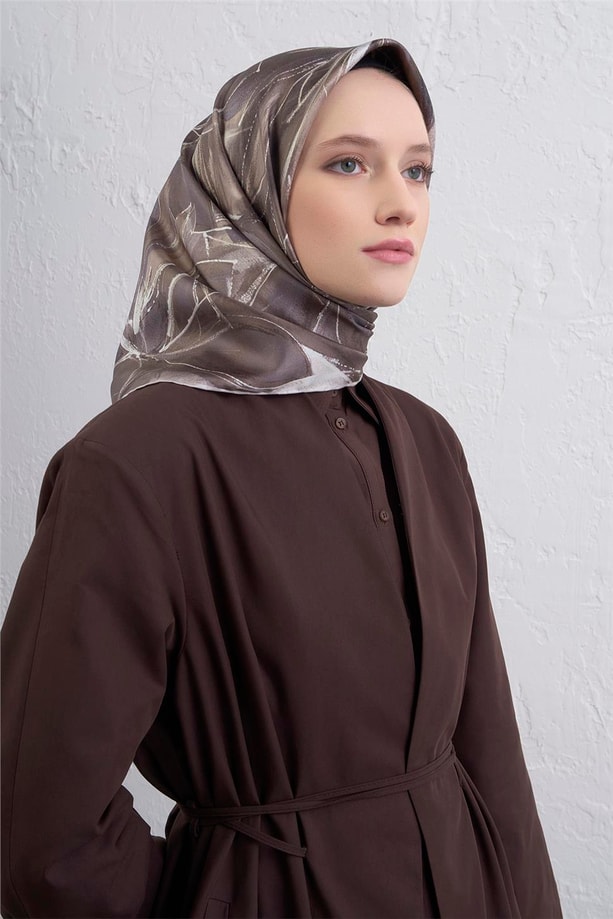 Armine Çiçek Desenli Saf İpek Twill Eşarp 9406D 85