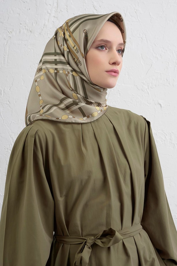 Armine Obje Desenli Saf İpek Twill Eşarp 9407D 32