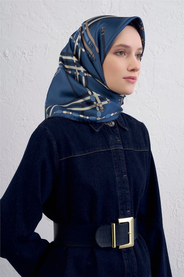 Armine Obje Desenli Saf İpek Twill Eşarp 9407D 33