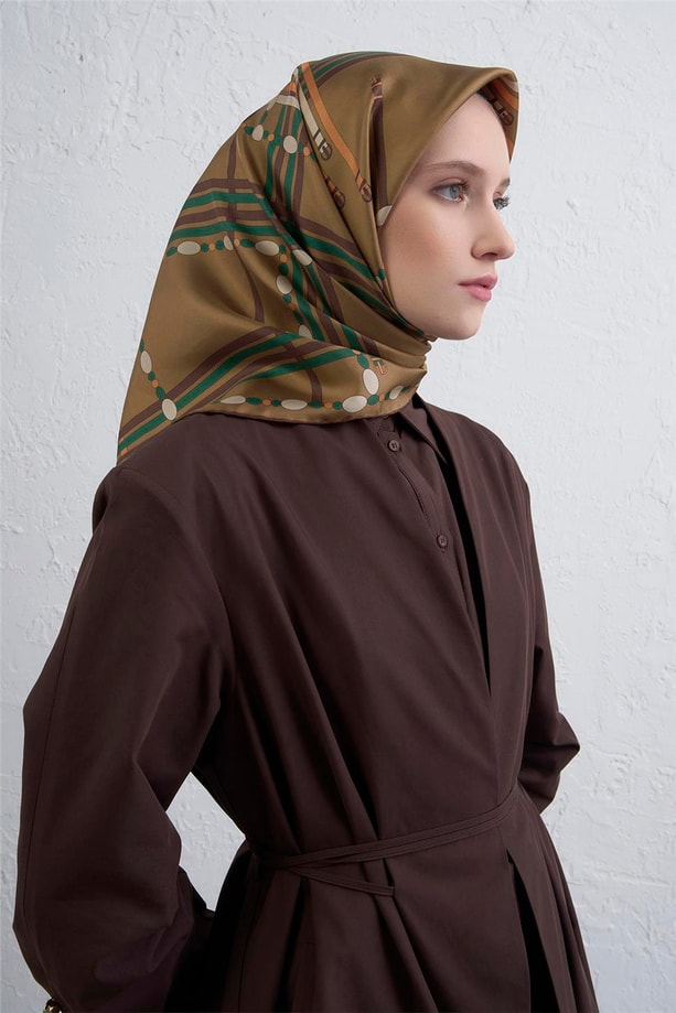 Armine Obje Desenli Saf İpek Twill Eşarp 9407D 81