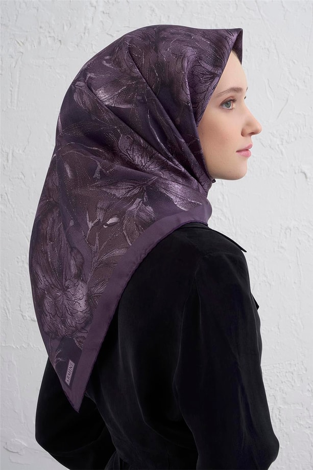Armine Çiçek Desenli Saf İpek Twill Eşarp 9409D 33