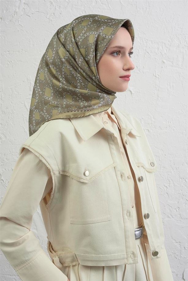 Armine Klasik Desenli Saf İpek Twill Eşarp 9410D 82