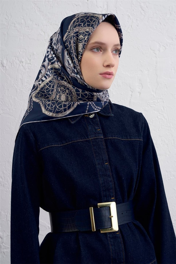 Armine Klasik Desenli Saf İpek Twill Eşarp 9411D 85