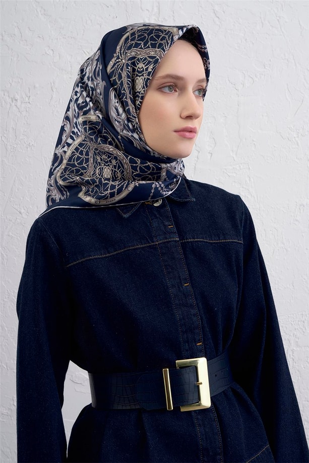 Armine Klasik Desenli Saf İpek Twill Eşarp 9411D 85