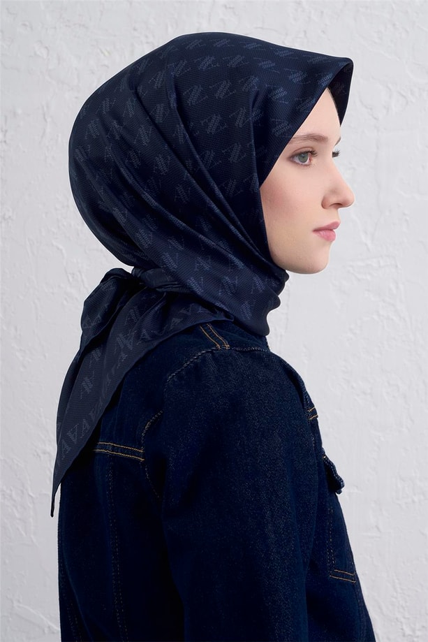 Armine Monogram Desenli Saf İpek Twill Eşarp 9412D 03