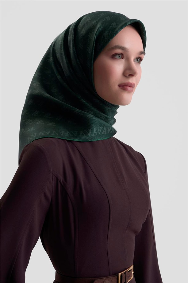 Armine Monogram Desenli Saf İpek Twill Eşarp 9412D 81