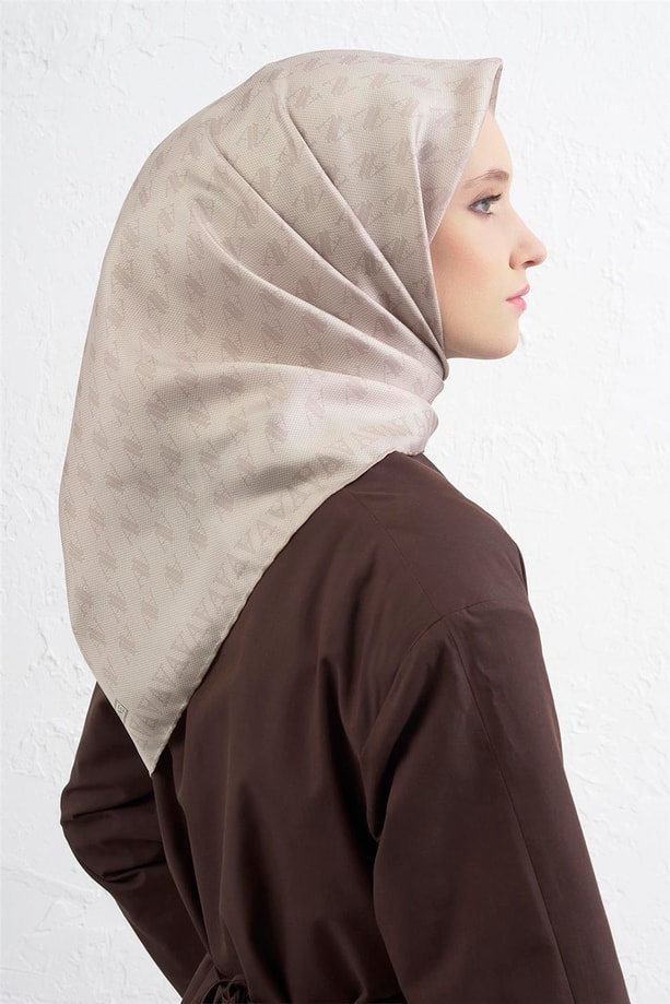 Armine Monogram Desenli Saf İpek Twill Eşarp 9412D 82