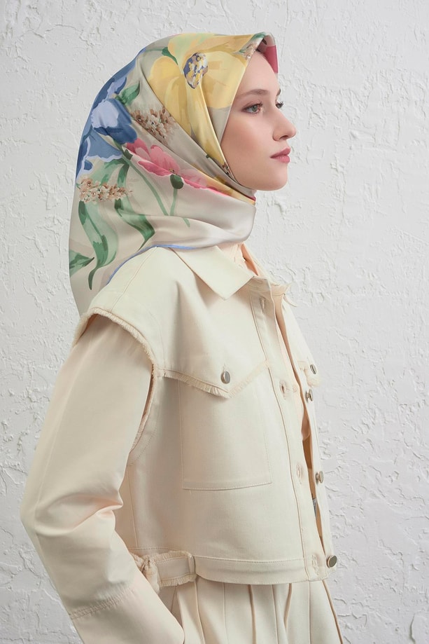 Armine Çiçek Desenli Saf İpek Twill Eşarp 9414D 85