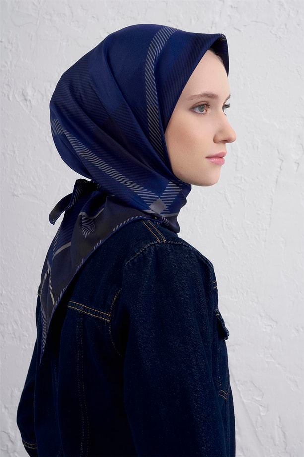 Armine Saf İpek Sura Eşarp 9418D 51