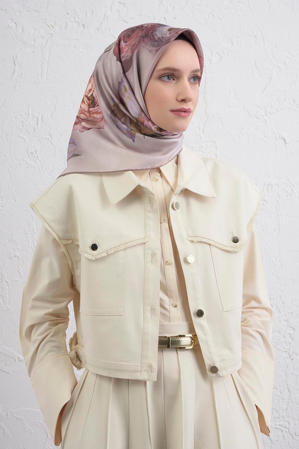 Armine Çiçek Desenli Saf İpek Twill Eşarp 9419D 06