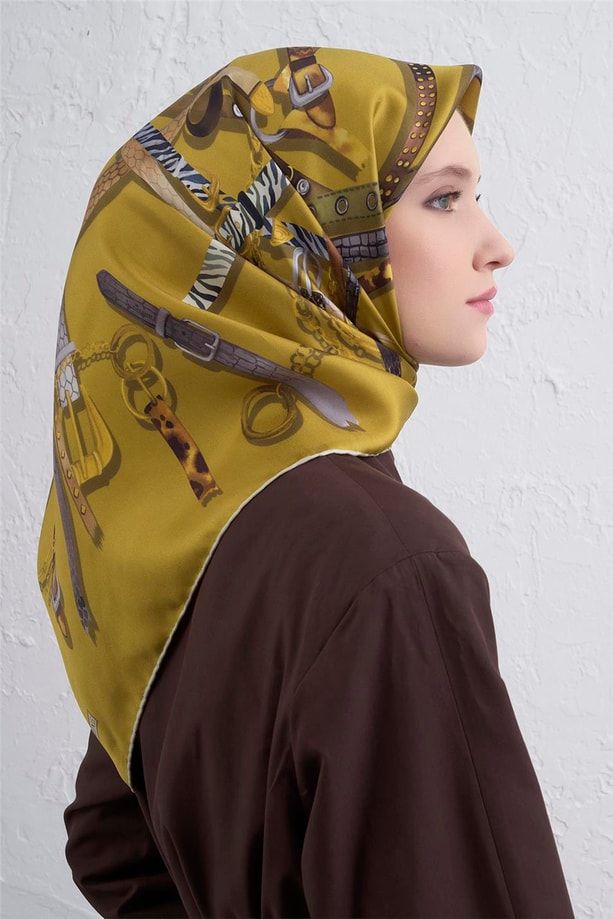 Armine Obje Desenli Saf İpek Twill Eşarp 9422D 52