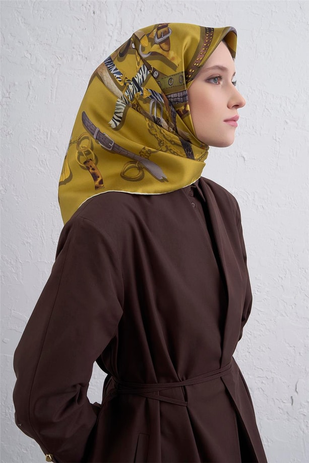 Armine Obje Desenli Saf İpek Twill Eşarp 9422D 52