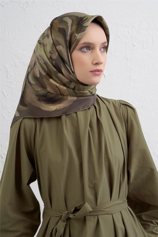 Armine Soyut Desenli Saf İpek Twill Eşarp 9423D 86