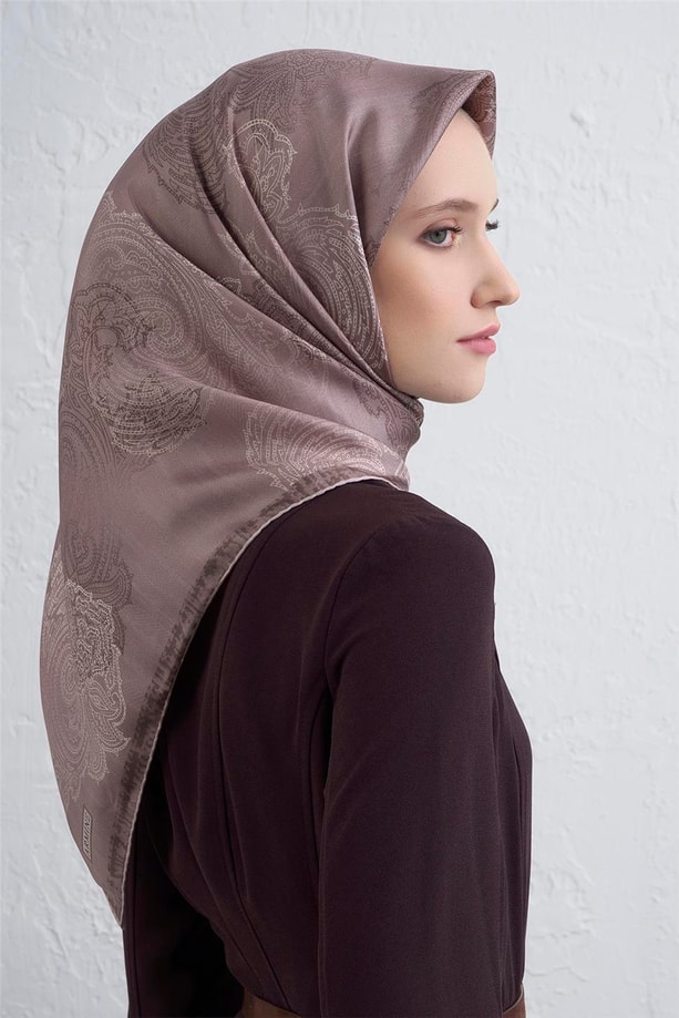 Armine Klasik Desenli Saf İpek Twill Eşarp 9428D 37