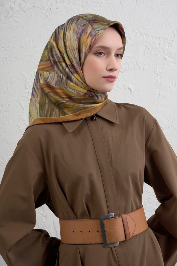 Armine Klasik Desenli Saf İpek Twill Eşarp 9430D 01
