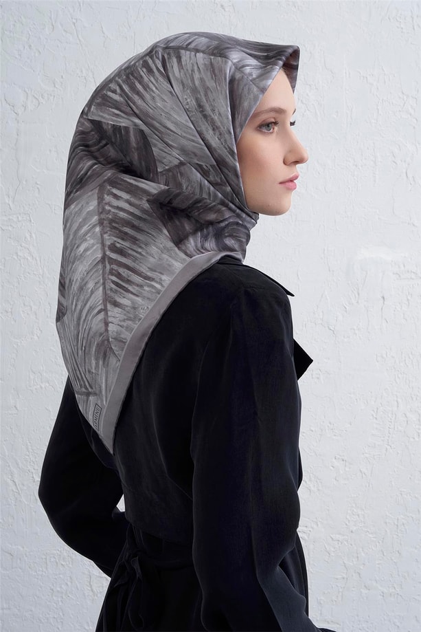 Armine Klasik Desenli Saf İpek Twill Eşarp 9430D 84