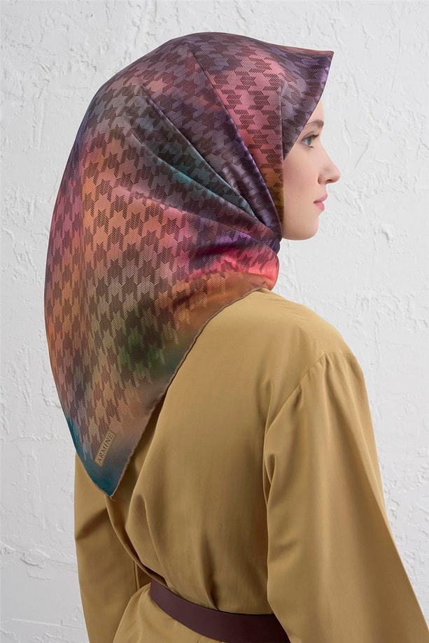 Armine Klasik Desenli Saf İpek Twill Eşarp 9434D 05