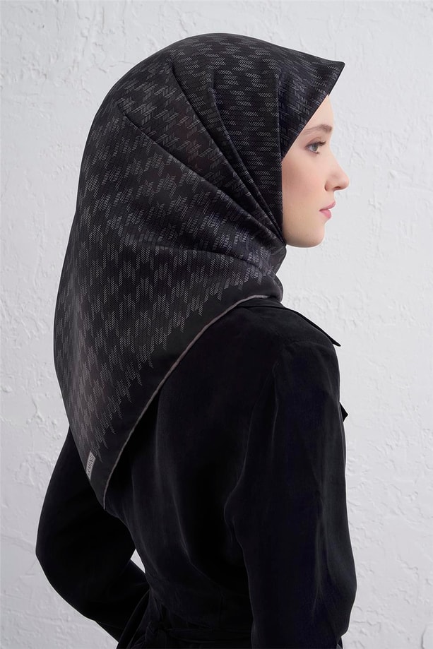 Armine Klasik Desenli Saf İpek Twill Eşarp 9434D 82