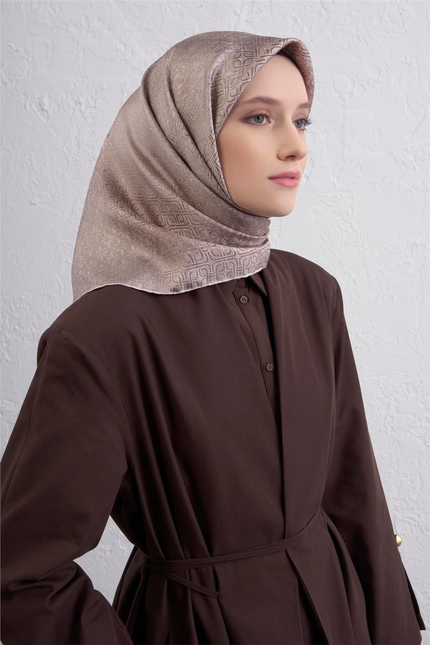 Armine Klasik Desenli Saf İpek Twill Eşarp 9437D 06