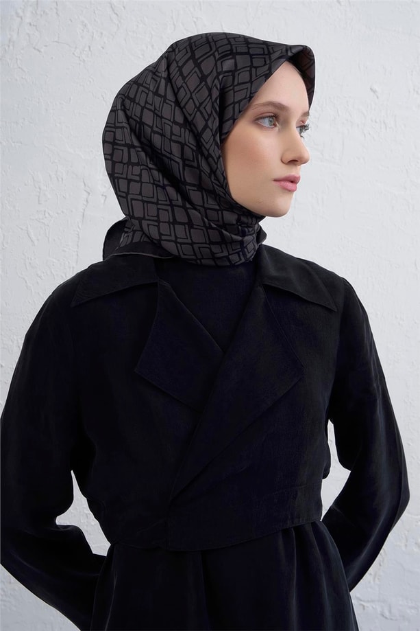 Armine Geometrik Desenli Saf İpek Twill Eşarp 9438D 55