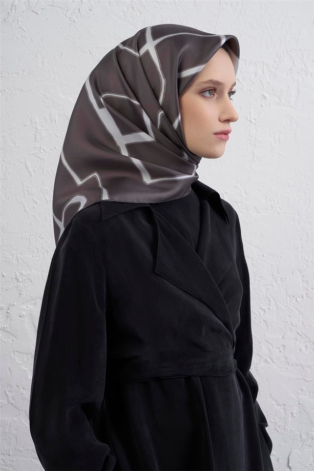 Armine Geometrik Desenli Saf İpek Twill Eşarp 9441D 06
