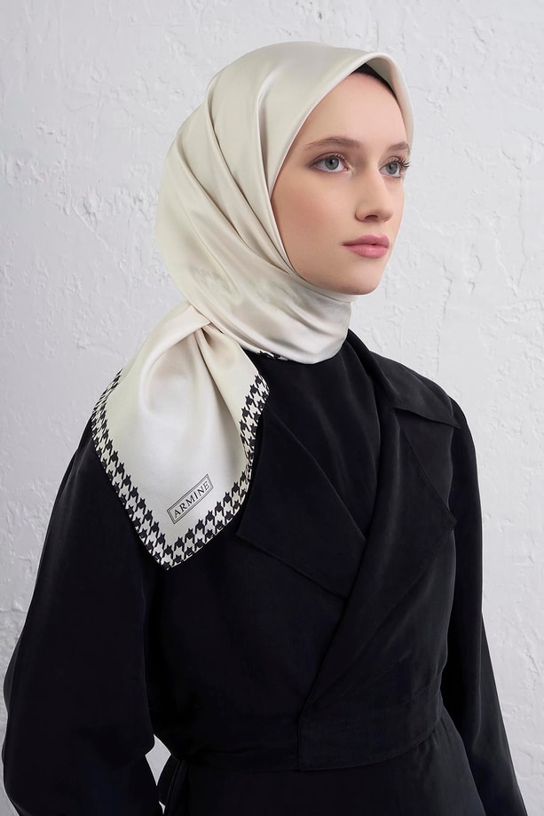 Armine Su Yolu Desenli Saf İpek Twill Eşarp 9443D 03