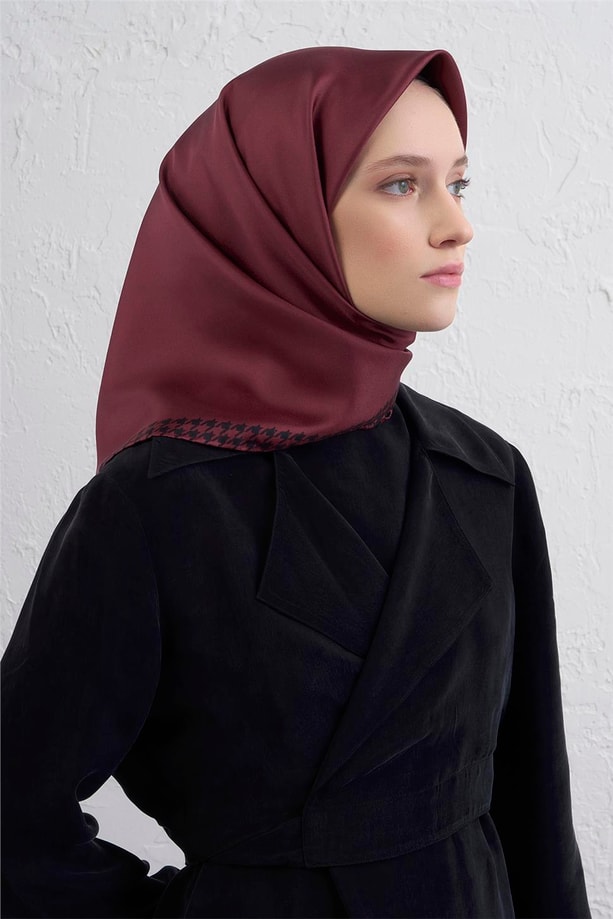 Armine Su Yolu Desenli Saf İpek Twill Eşarp 9443D 04