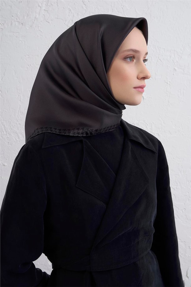 Armine Su Yolu Desenli Saf İpek Twill Eşarp 9443D 50