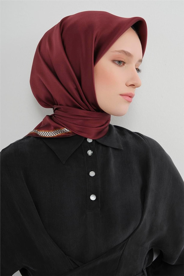 Armine Su Yolu Desenli Saf İpek Twill Eşarp 9444D 04