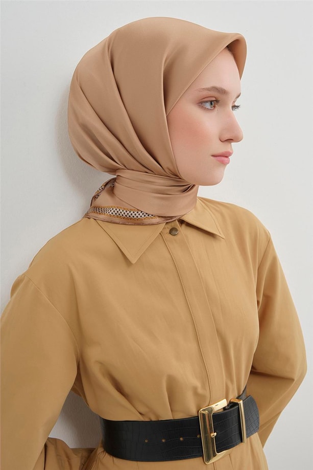 Armine Su Yolu Desenli Saf İpek Twill Eşarp 9444D 32