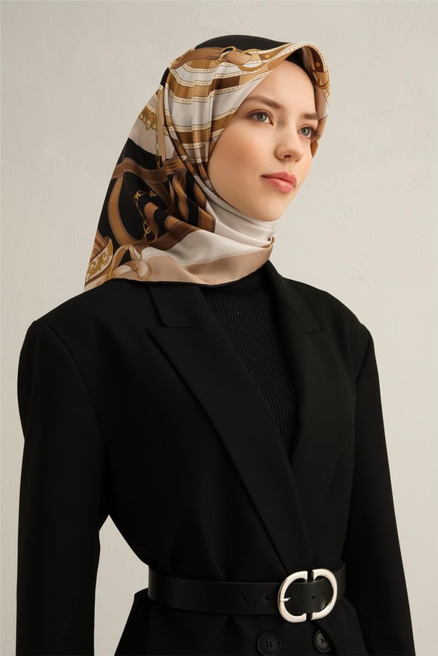 Armine Desenli Saf İpek Sura Eşarp 9315-03