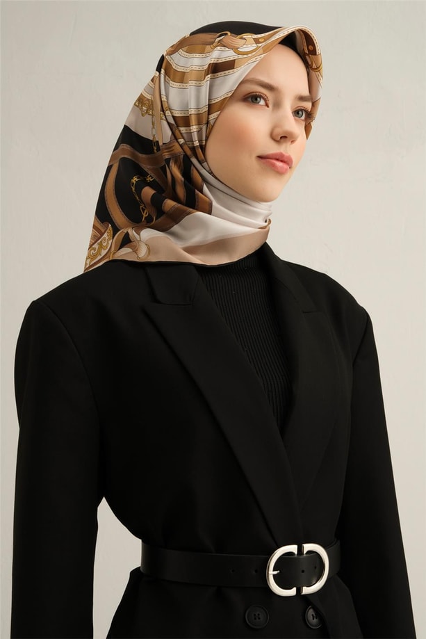 Armine Desenli Saf İpek Sura Eşarp 9315-03