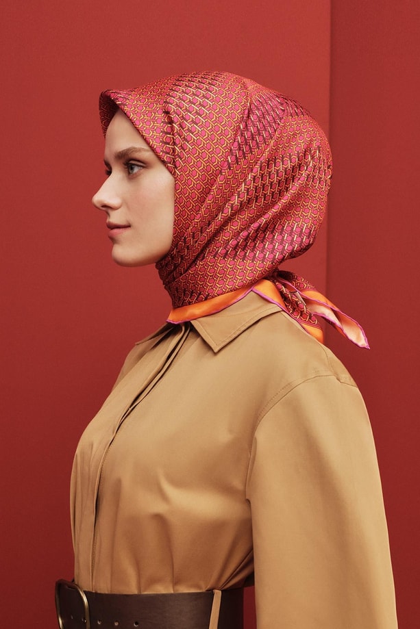 Armine Desenli Saf İpek Twill Eşarp 9319-54