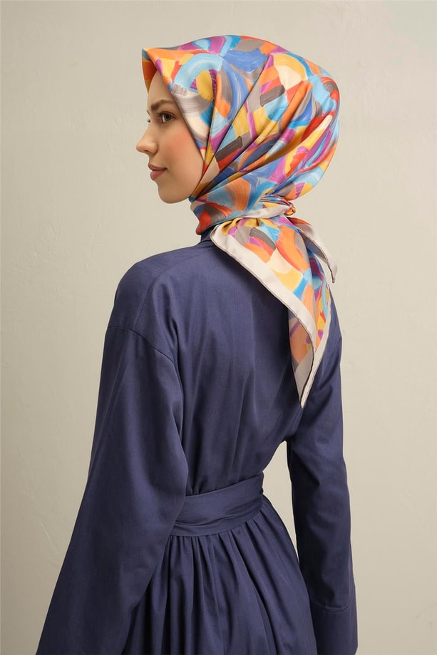 Armine Desenli Saf İpek Twill Eşarp 9329- 01