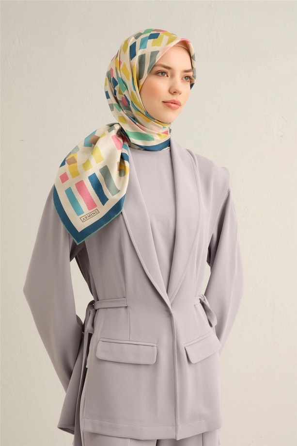 Armine Desenli Saf İpek Twill Eşarp 9341-81