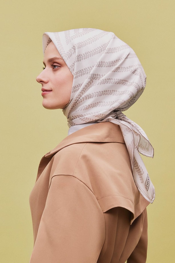 Armine Desenli Saf İpek Twill Eşarp 9351-80