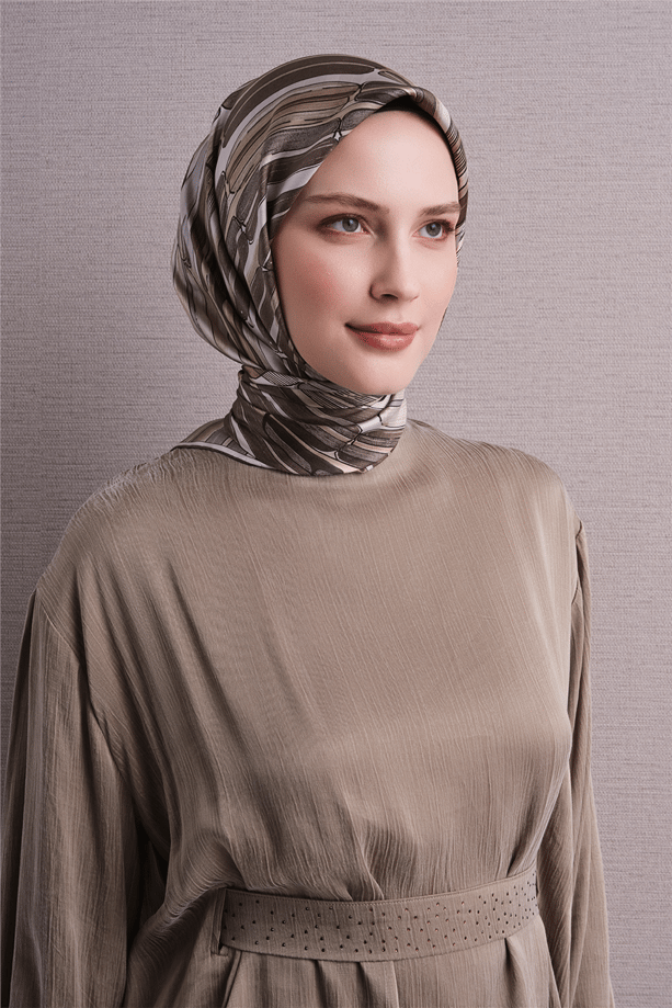 Armine Saf İpek Sura Eşarp 9616D 84