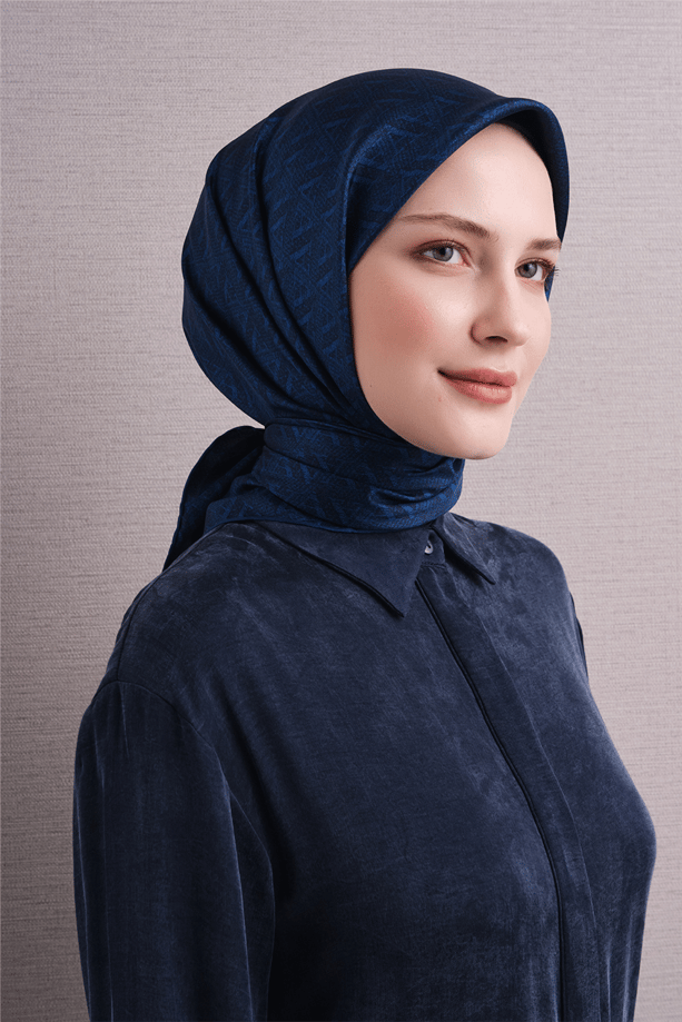 Armine Saf İpek Sura Eşarp 9625D 50