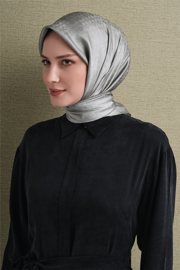 Armine Jakarlı İpek Eşarp 9647D 82