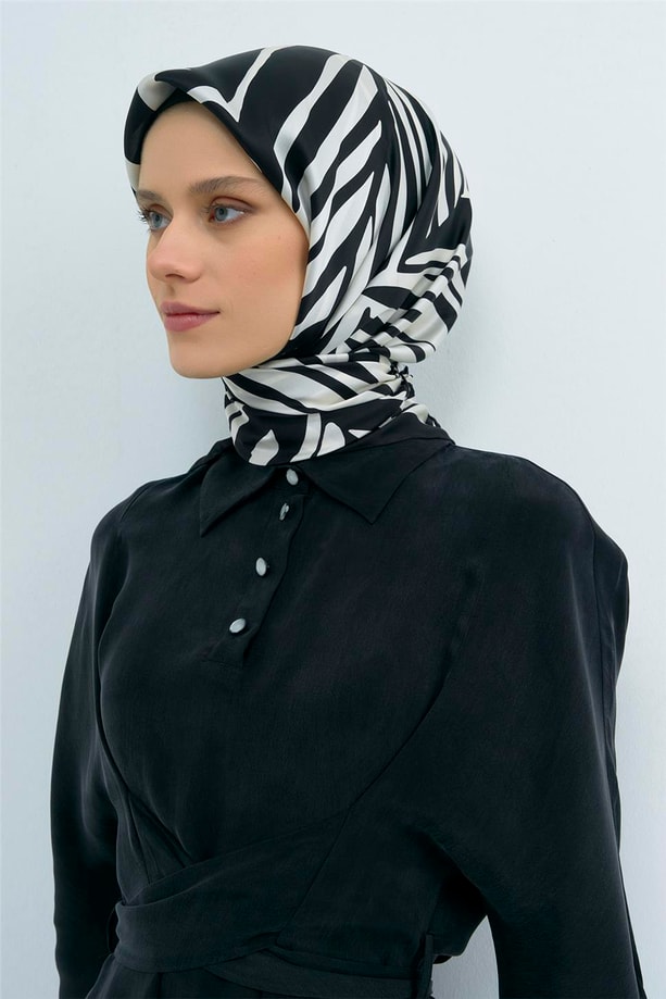 Armine  Saf İpek Twill Eşarp 9550D 30